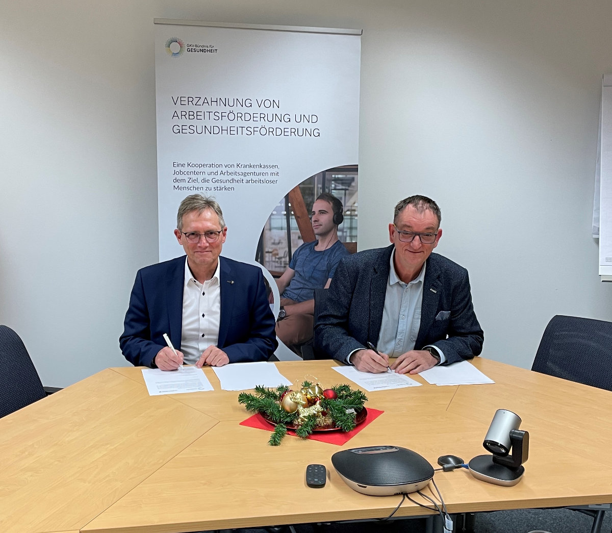 Unterschrift durch Herrn Fabisch und Herrn Gundermann